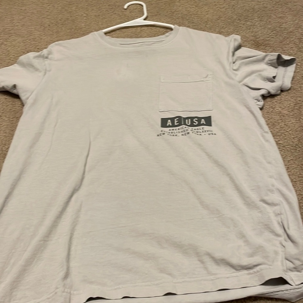 Mens gray AE shirt